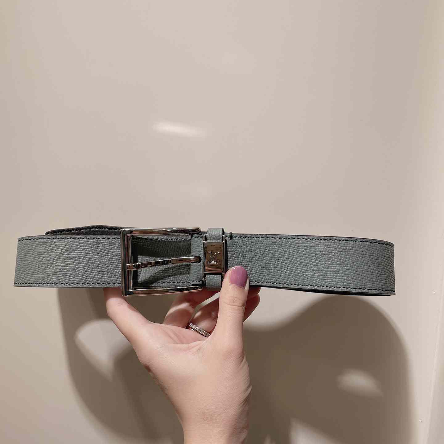 Louis Vuitton LV City Pin 35mm Belt   M0587T - DopestKickz
