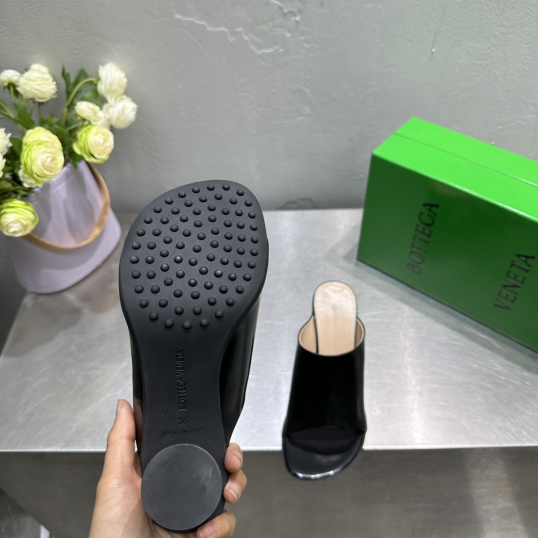 Bottega Veneta Atomic Mule - DopestKickz