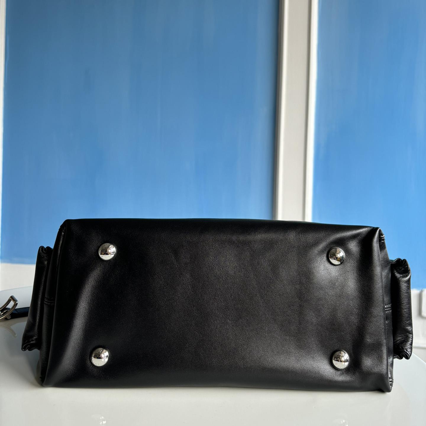 Louis Vuitton CarryAll Cargo PM    M24861 - DopestKickz