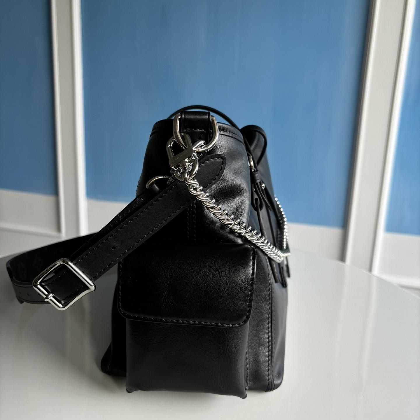 Louis Vuitton CarryAll Cargo PM    M24861 - DopestKickz