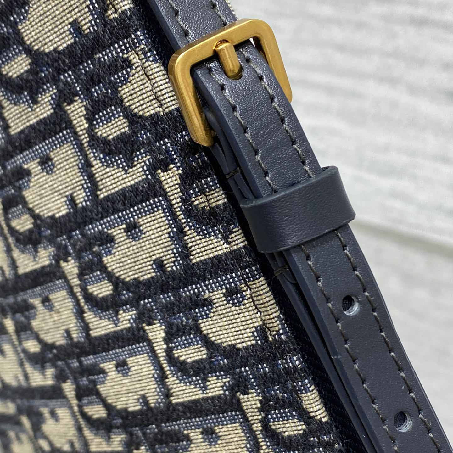 Dior Saddle Rodeo Pouch - DopestKickz