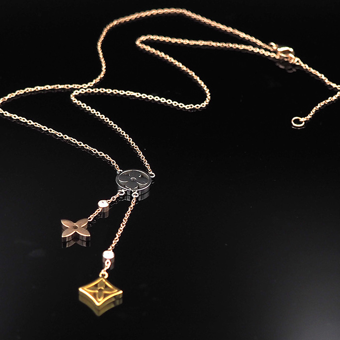 Louis Vuitton Idylle Blossom Y Pendant - DopestKickz