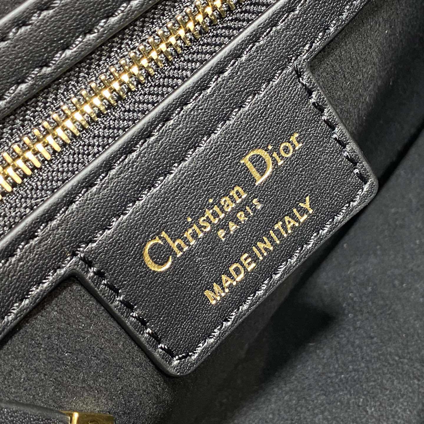 Dior Small CD Besace Bag - DopestKickz