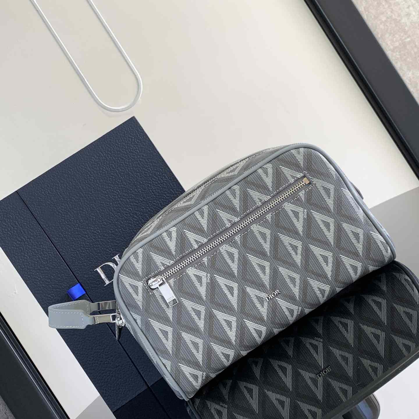 Dior Toiletry Bag - DopestKickz