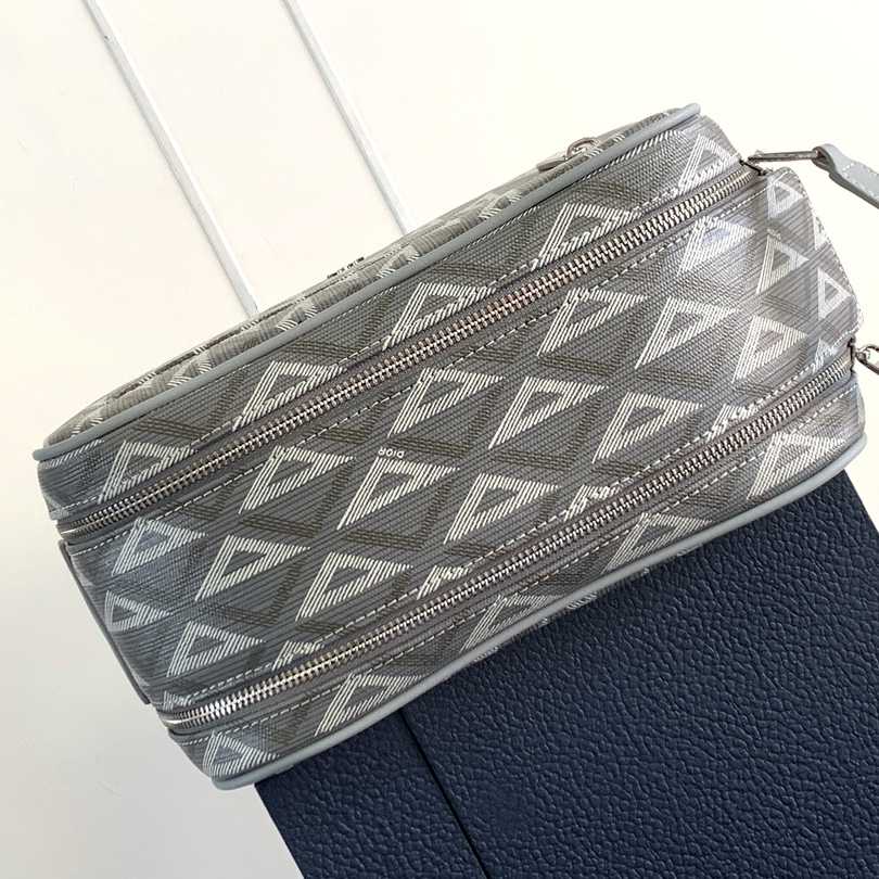 Dior Toiletry Bag - DopestKickz