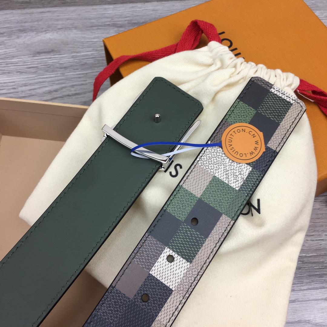 Louis Vuitton LV Mega Pixel 40mm Reversible Belt - DopestKickz