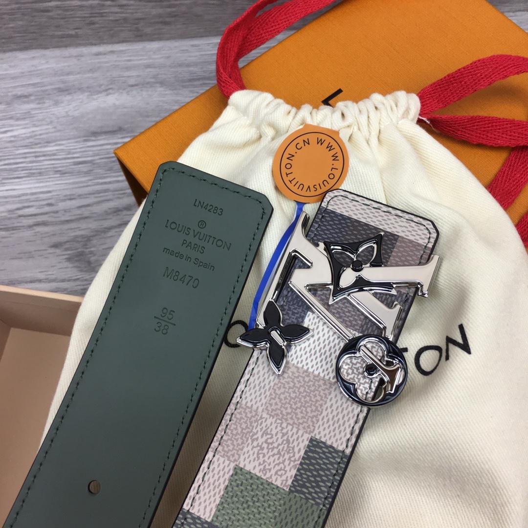 Louis Vuitton LV Blossom 40mm Reversible Belt - DopestKickz