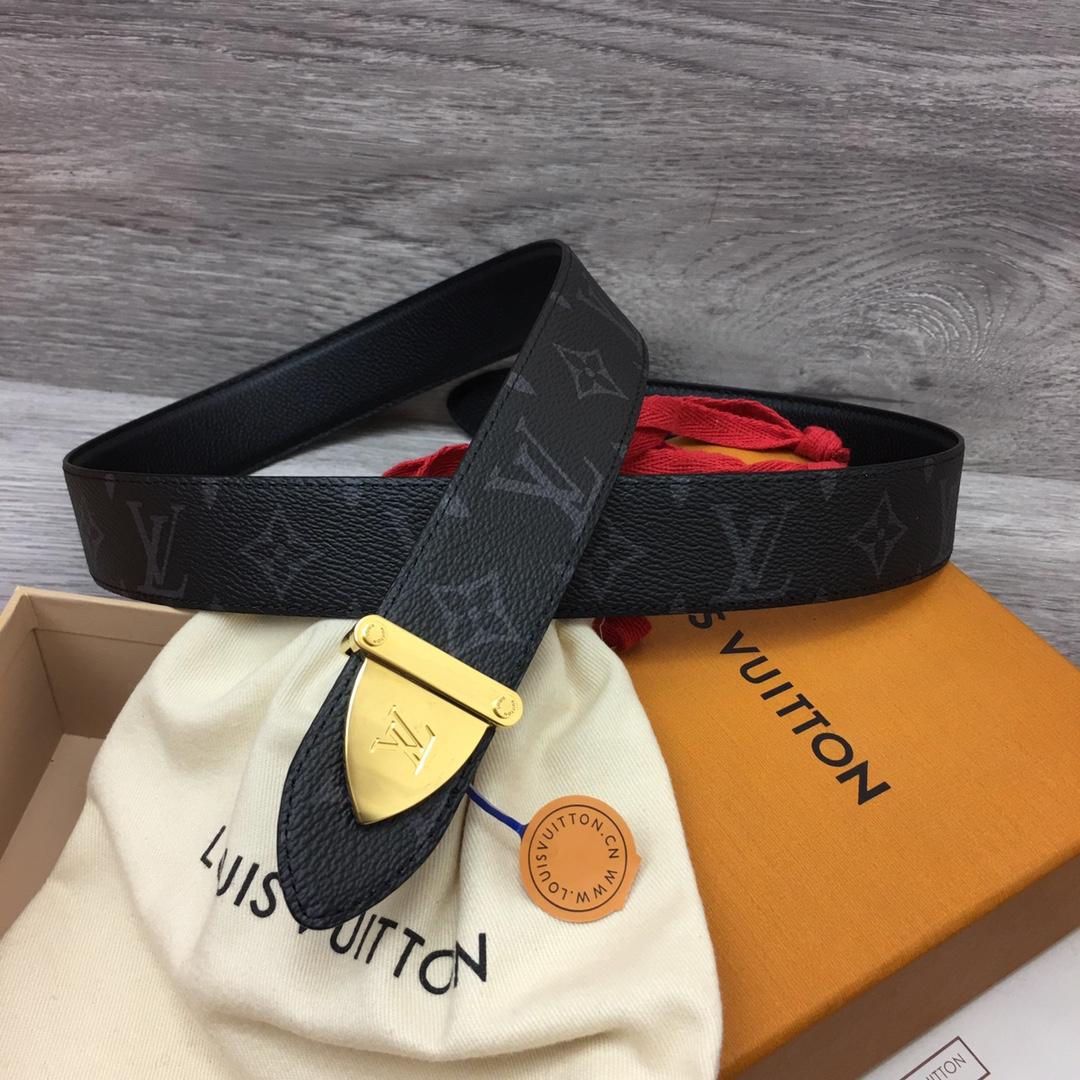 Louis Vuitton LV Trunk 35mm Reversible Belt - DopestKickz