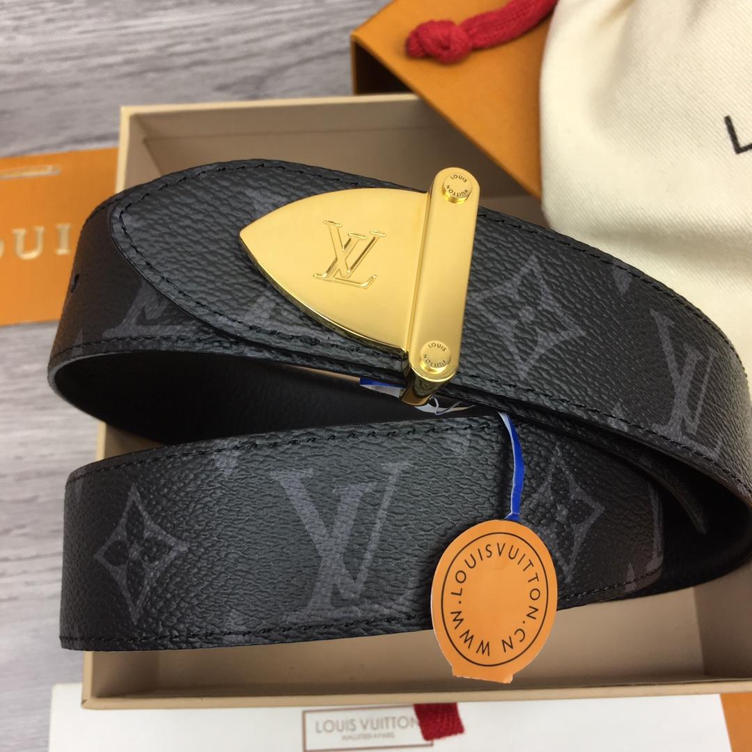 Louis Vuitton LV Trunk 35mm Reversible Belt - DopestKickz