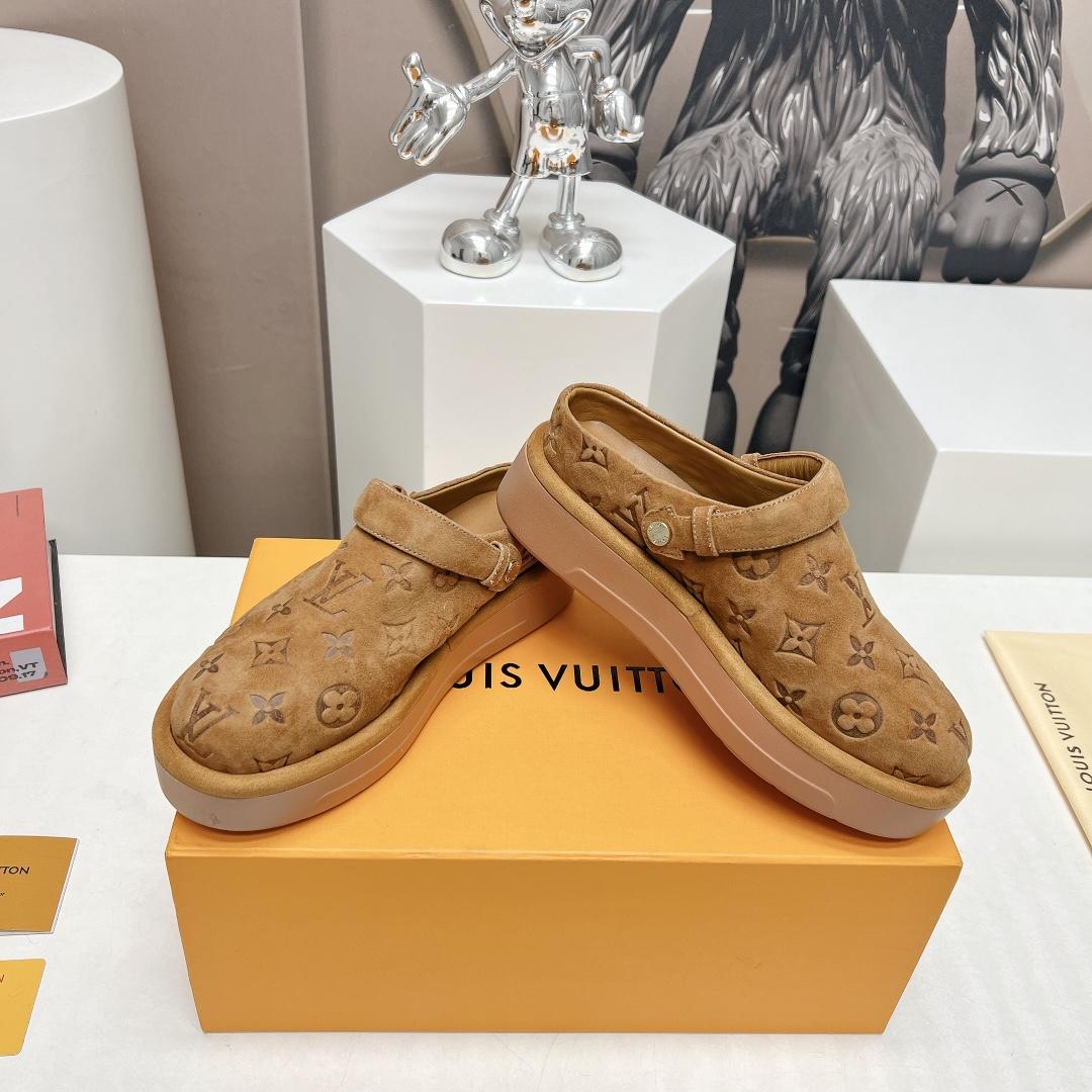 Louis Vuitton Aspen Platform Clog          1ACHWJ - DopestKickz