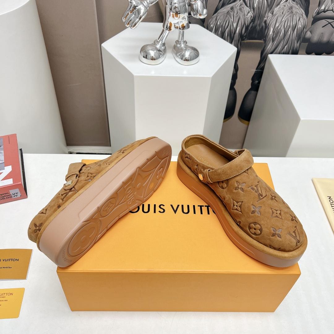 Louis Vuitton Aspen Platform Clog          1ACHWJ - DopestKickz