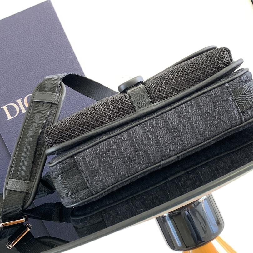 Dior 8 Bag With Strap - DopestKickz
