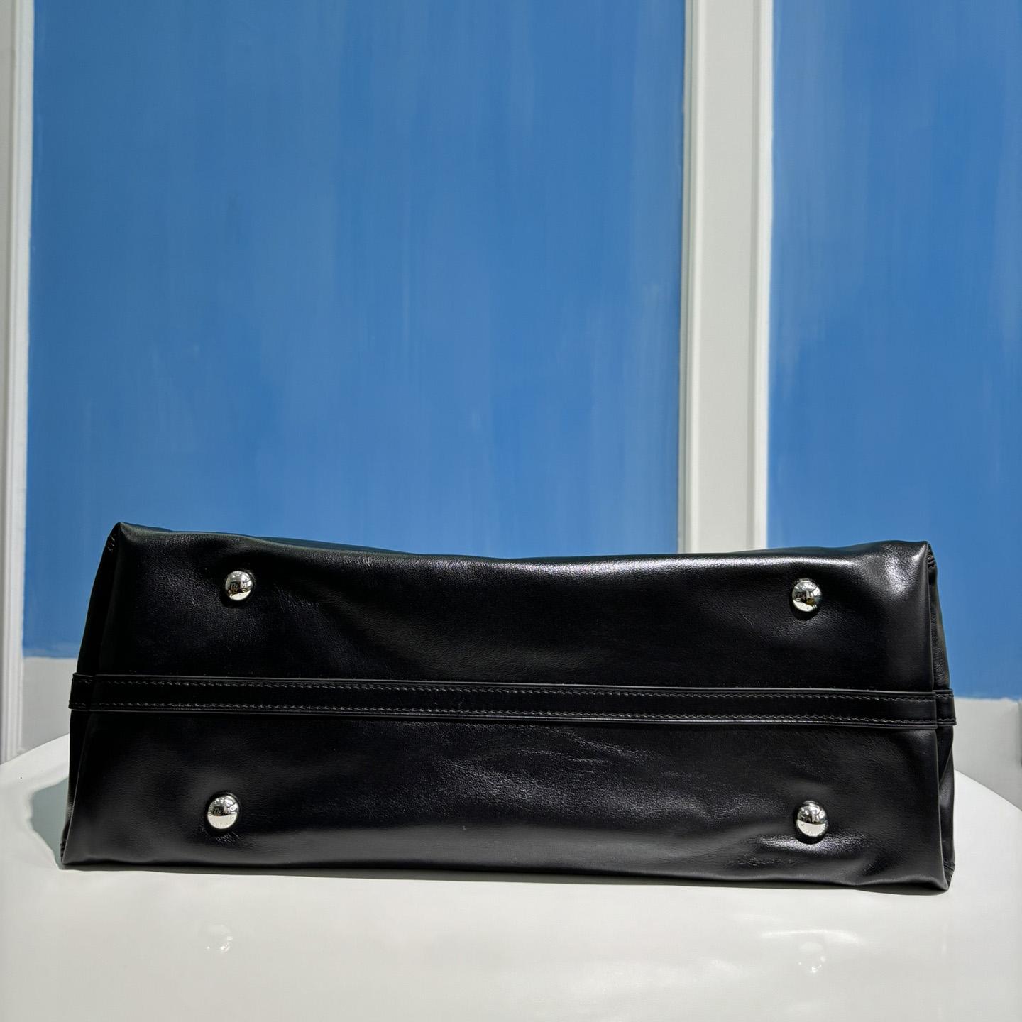 Louis Vuitton Carryall MM     M25143 - DopestKickz