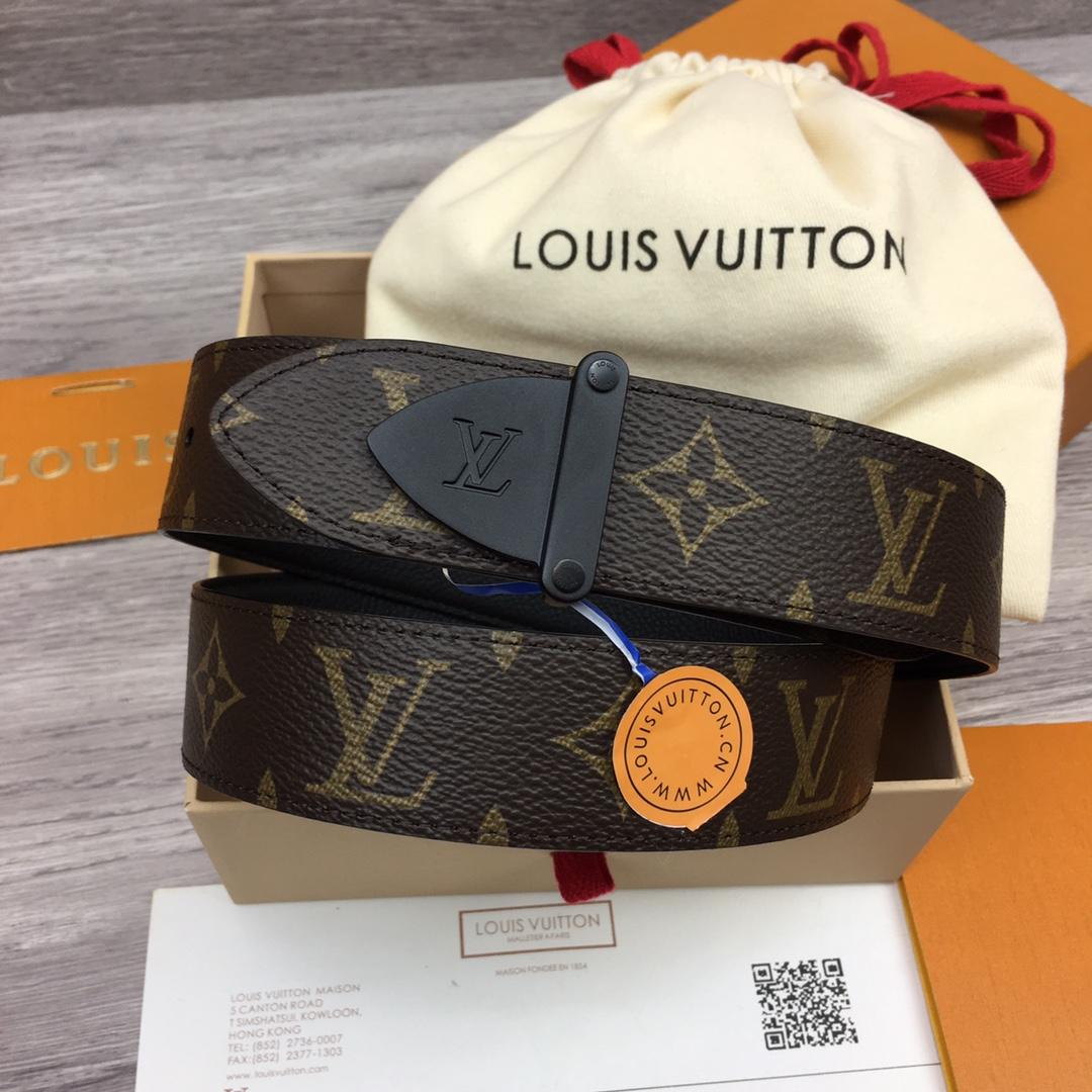 Louis Vuitton LV Trunk 35mm Reversible Belt - DopestKickz