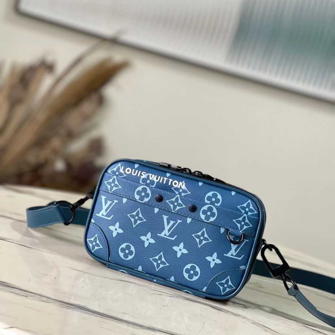 Louis Vuitton Alpha Wearable Wallet   M82801 - DopestKickz