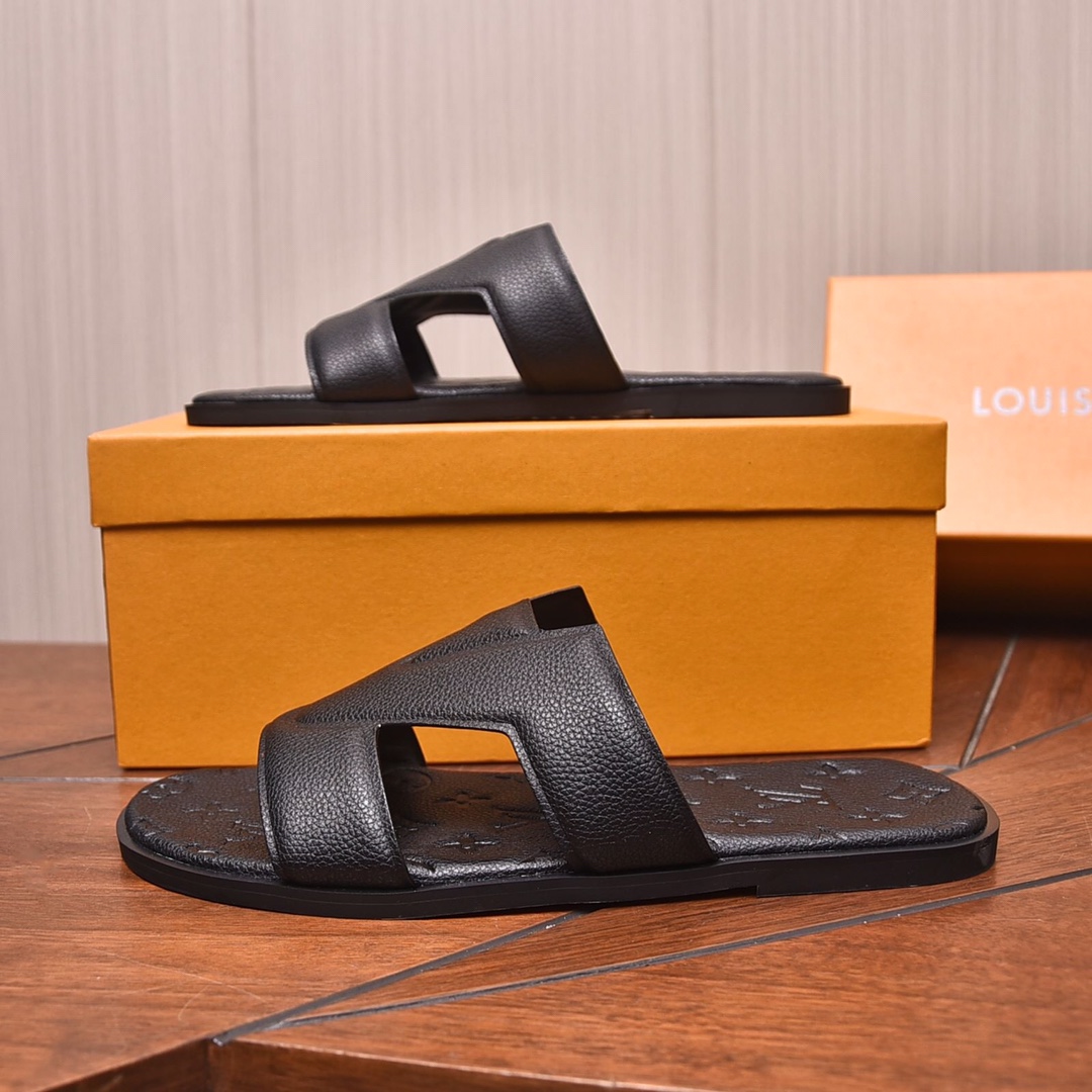 Louis Vuitton LV Oasis Mule       - DopestKickz