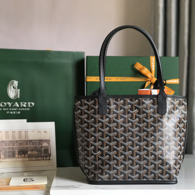 Goyard Anjou Mini Bag  - DopestKickz