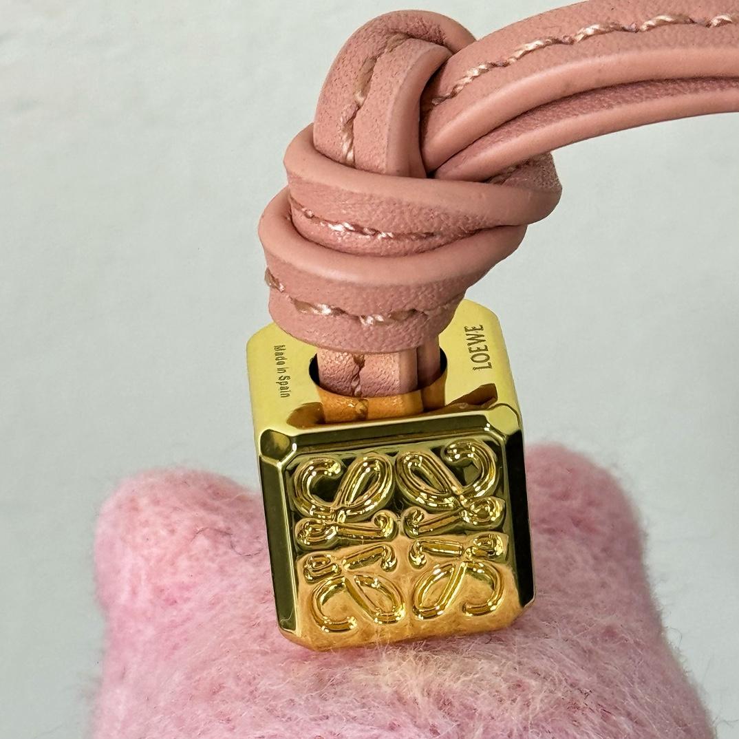 Loewe Pig Charm In Felt - DopestKickz