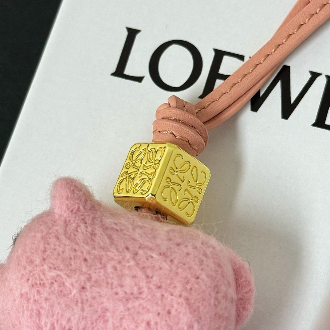 Loewe Pig Charm In Felt - DopestKickz
