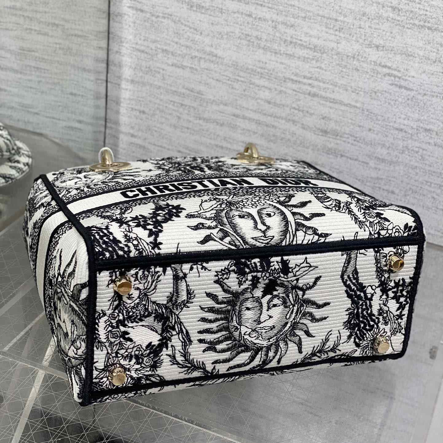 Dior Medium Lady D-Lite Bag - DopestKickz