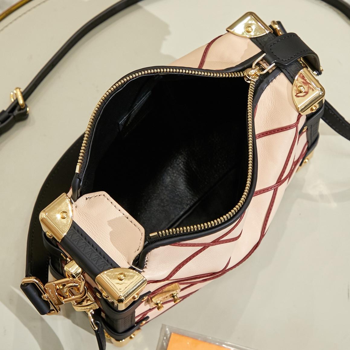 Louis Vuitton Side Trunk MM   M24403 - DopestKickz