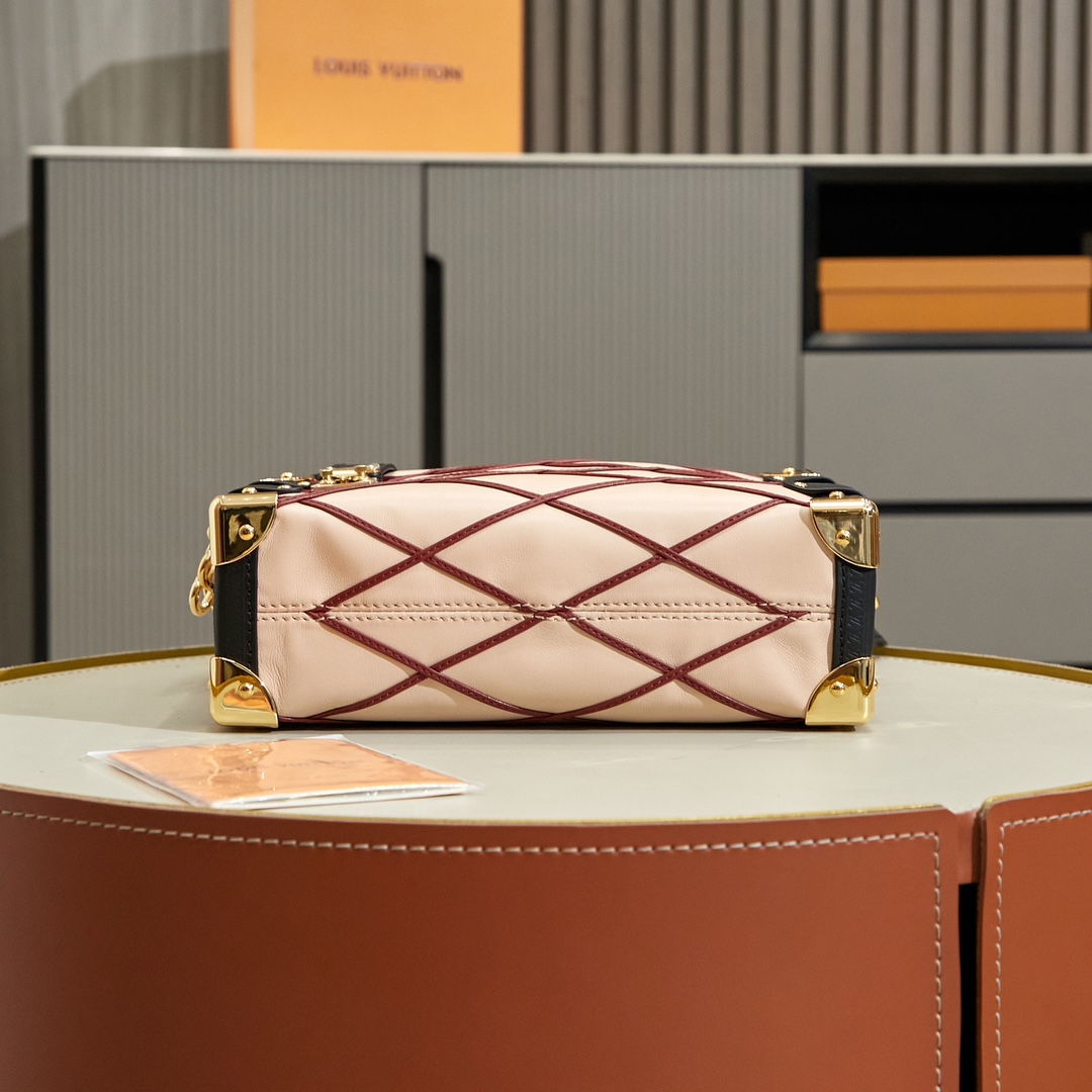 Louis Vuitton Side Trunk MM   M24403 - DopestKickz