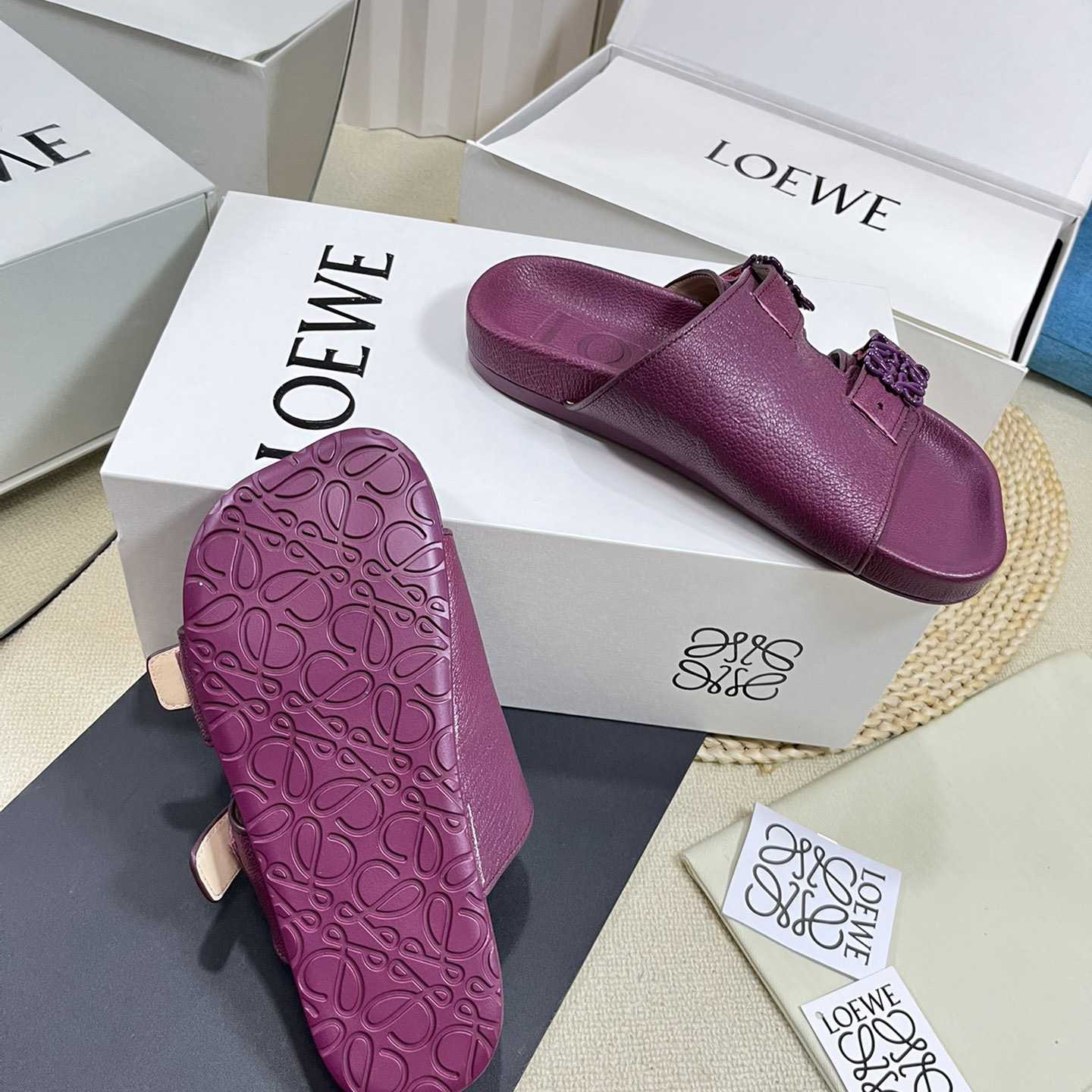 Loewe Ease slide In Goatskin - DopestKickz