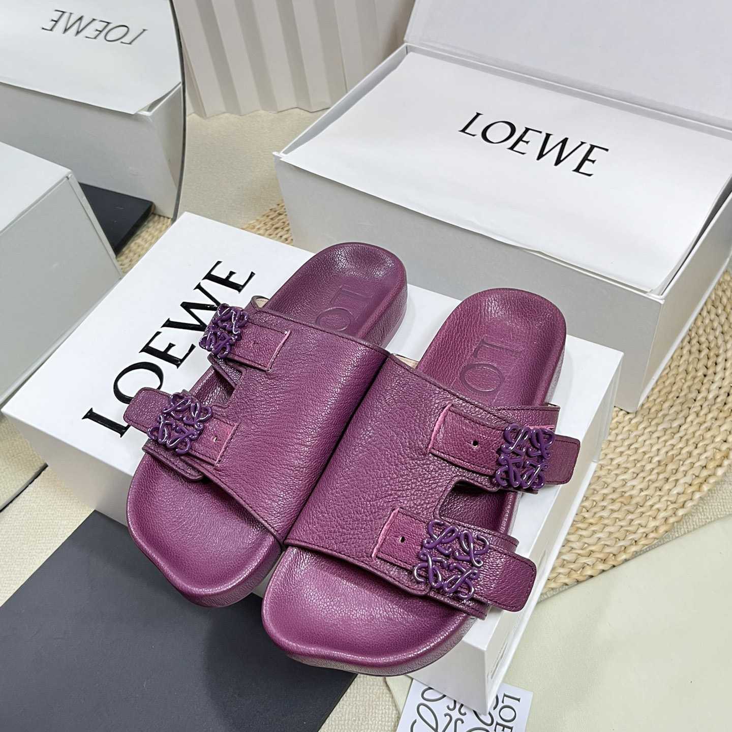 Loewe Ease slide In Goatskin - DopestKickz