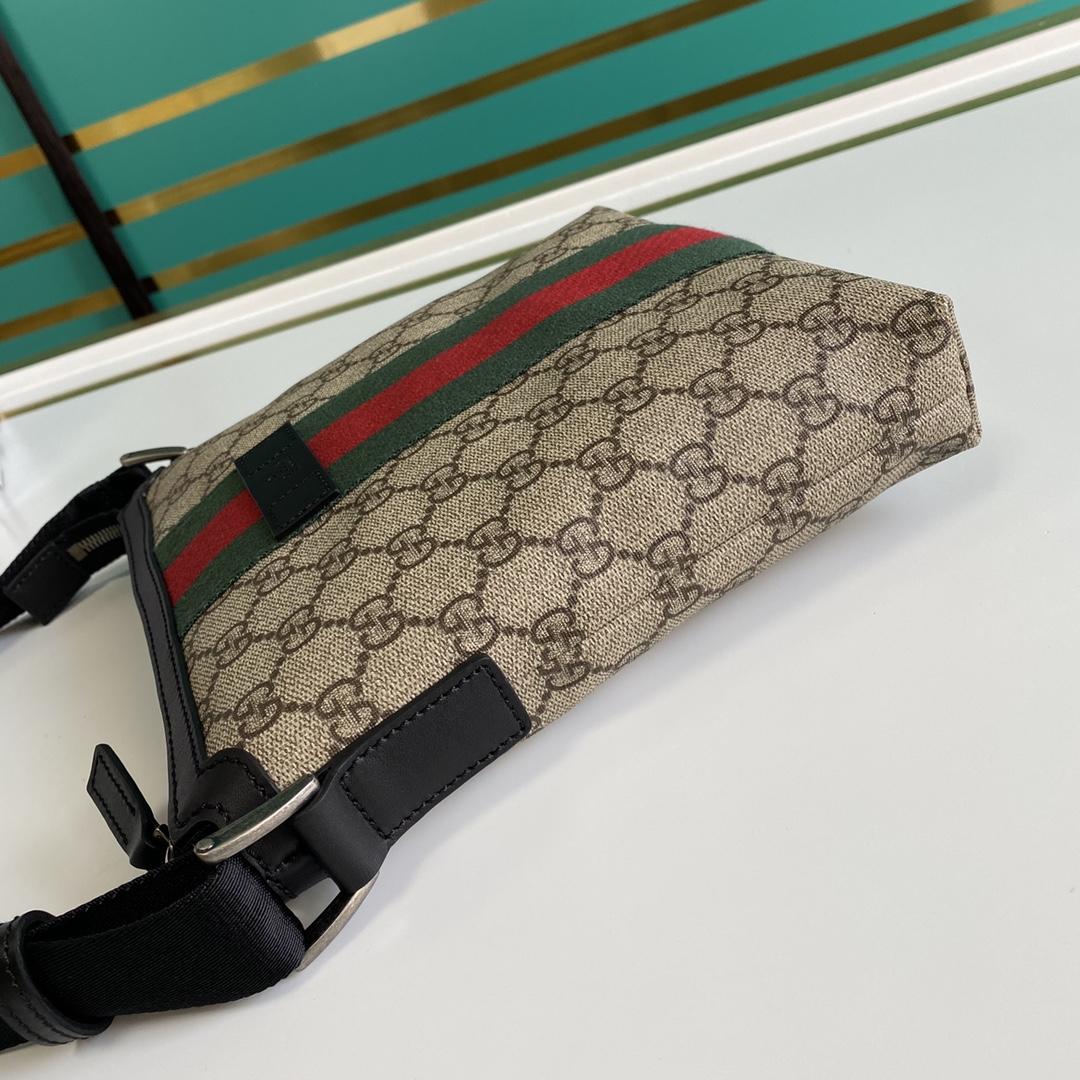 Gucci Web GG Supreme Flat Messenger  - DopestKickz