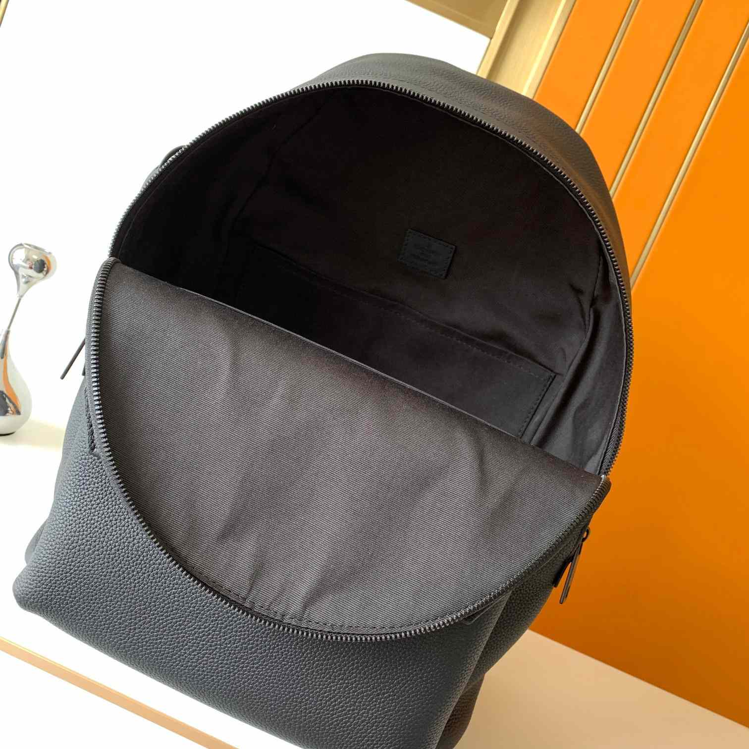 Louis Vuitton Takeoff Backpack    M57079 - DopestKickz