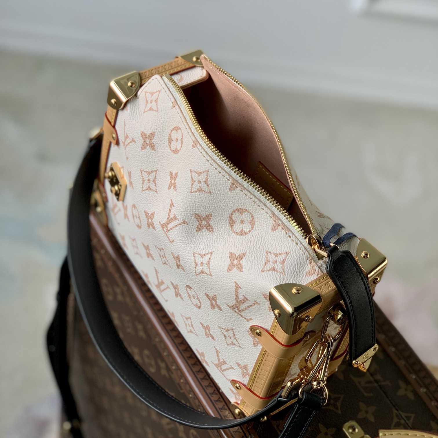 Louis Vuitton Side Trunk MM   M46907 - DopestKickz