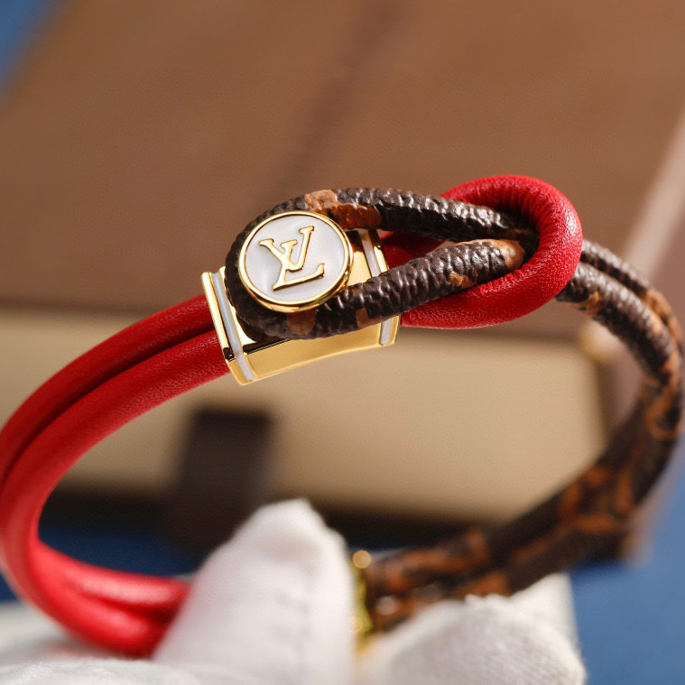 Louis Vuitton Bracelet  - DopestKickz