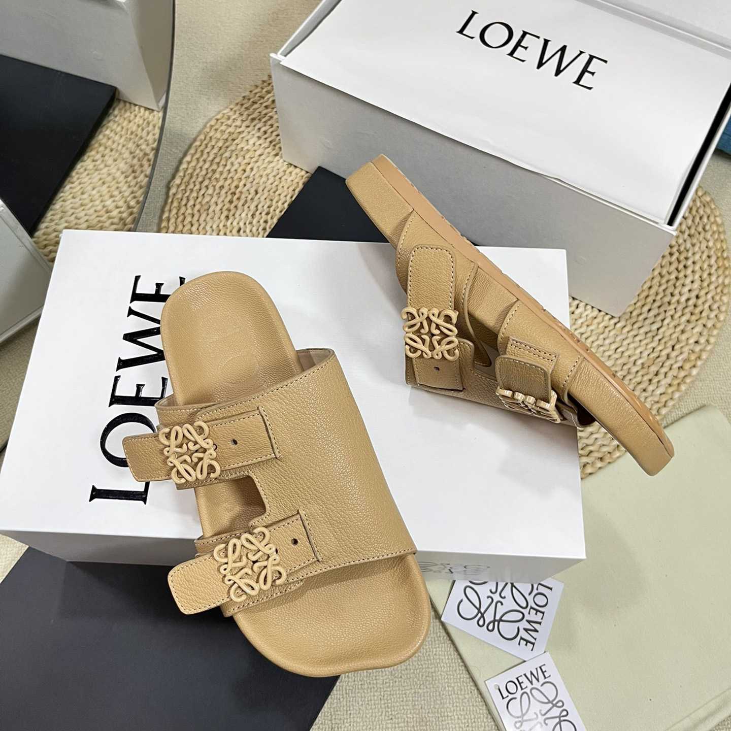 Loewe Ease slide In Goatskin - DopestKickz