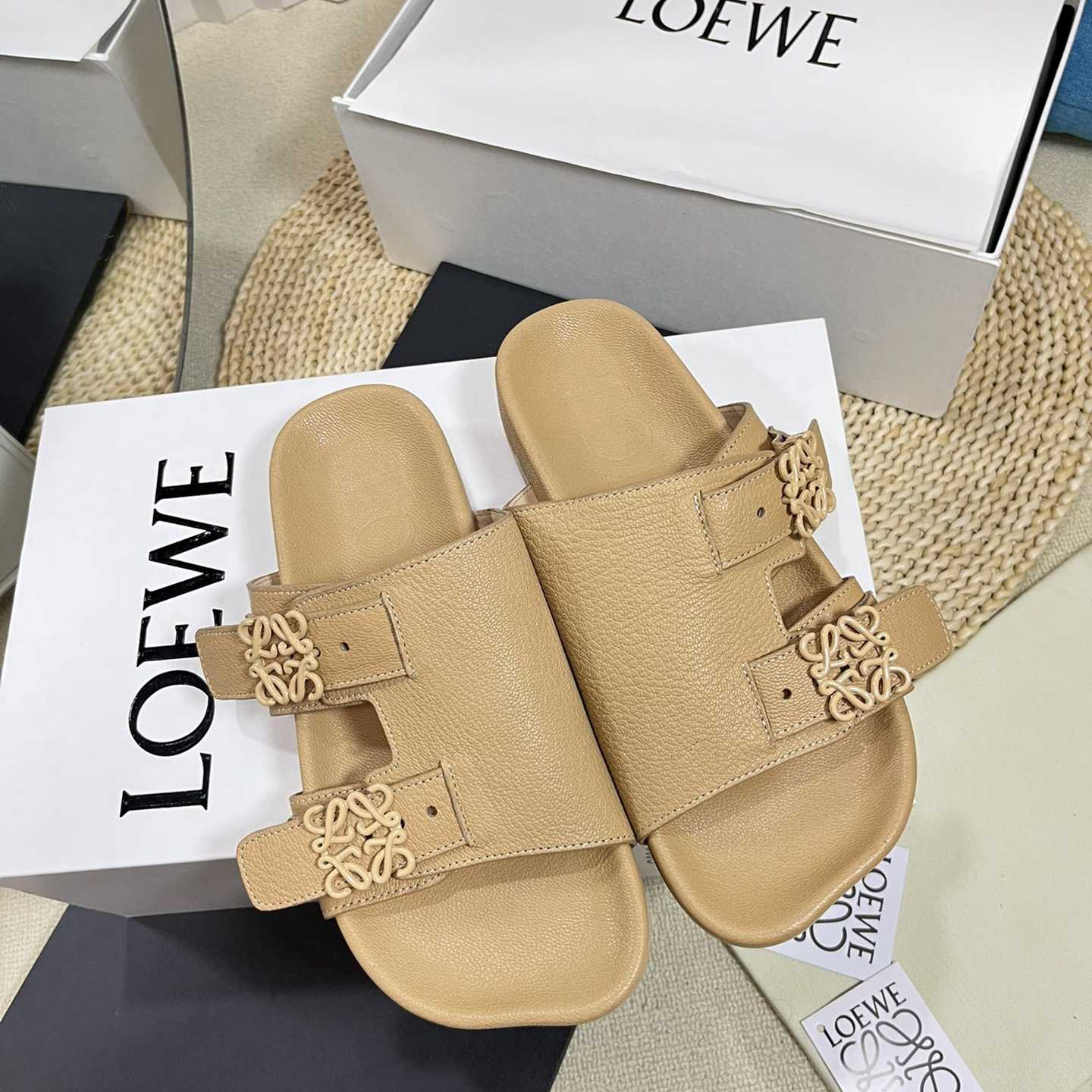 Loewe Ease slide In Goatskin - DopestKickz