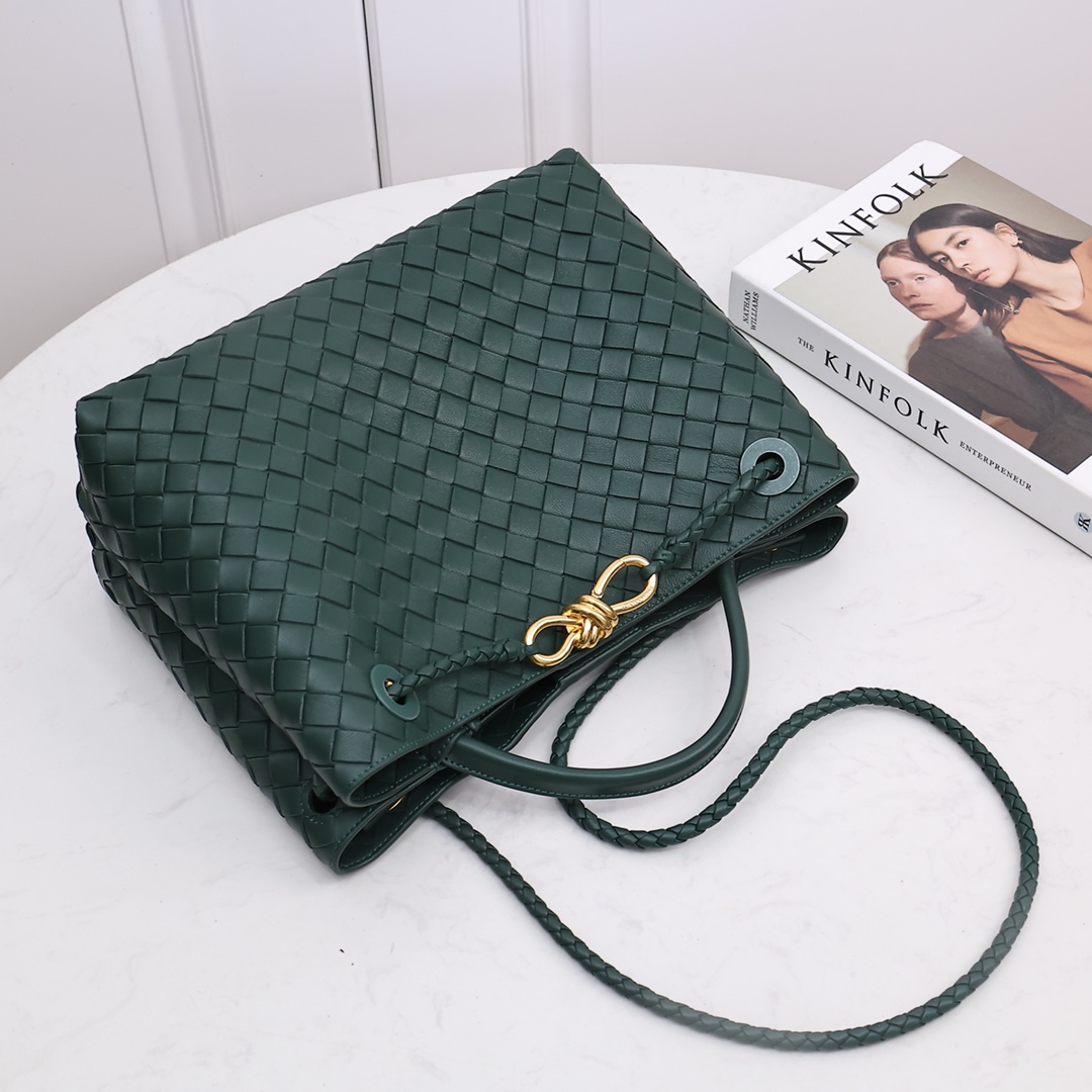 Bottega Veneta Medium Andiamo  32*24*12CM - DopestKickz