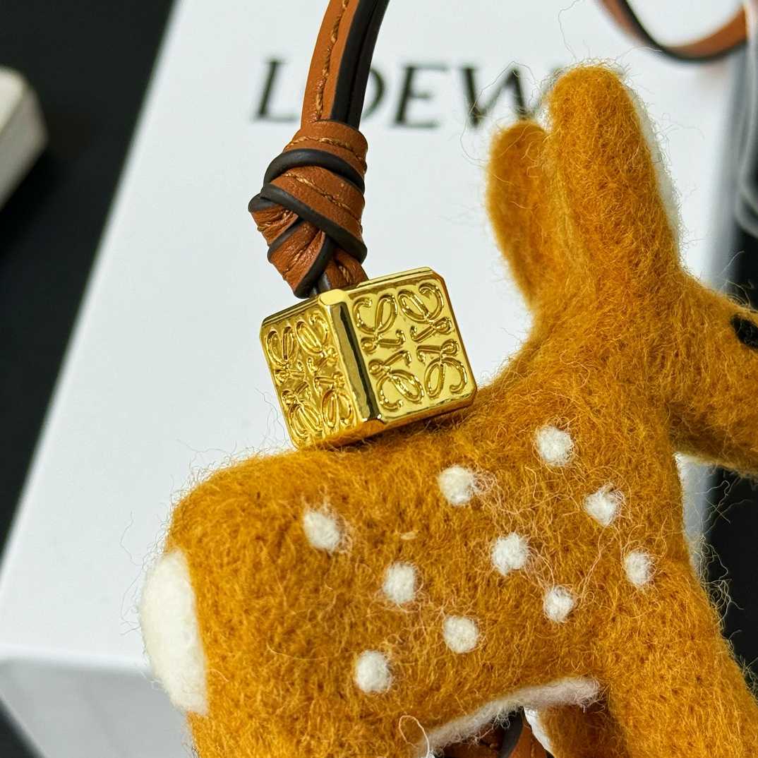 Loewe Deer Charm In Felt And Calfskin - DopestKickz