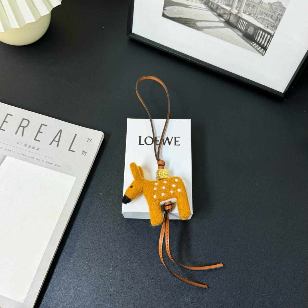 Loewe Deer Charm In Felt And Calfskin - DopestKickz