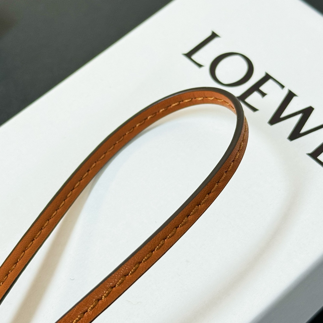 Loewe Deer Charm In Felt And Calfskin - DopestKickz
