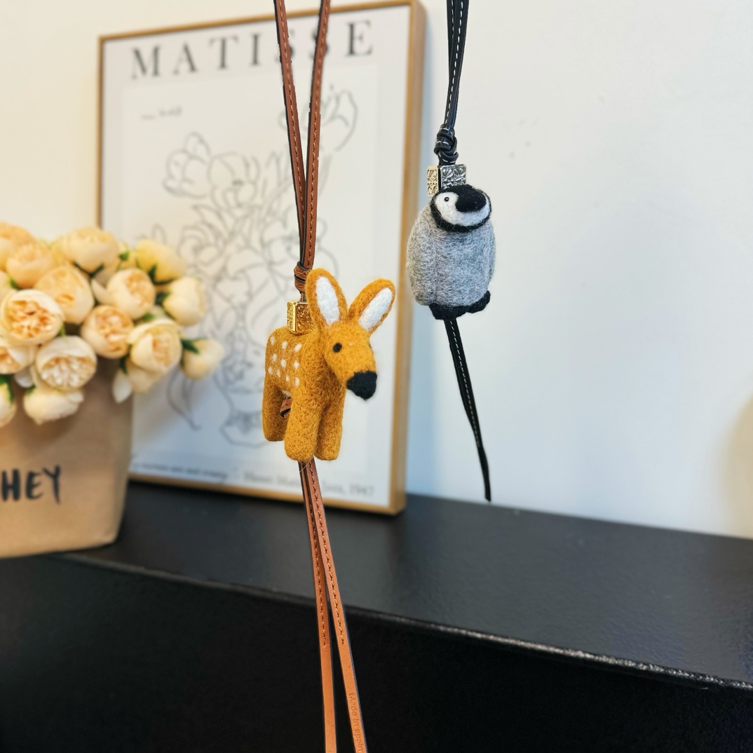 Loewe Deer Charm In Felt And Calfskin - DopestKickz