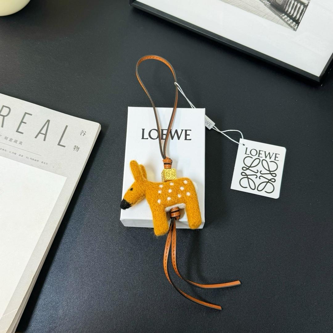 Loewe Deer Charm In Felt And Calfskin - DopestKickz