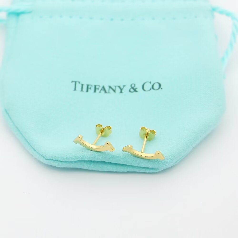 Tiffany & Co. Tiffany T Smile Earring - DopestKickz