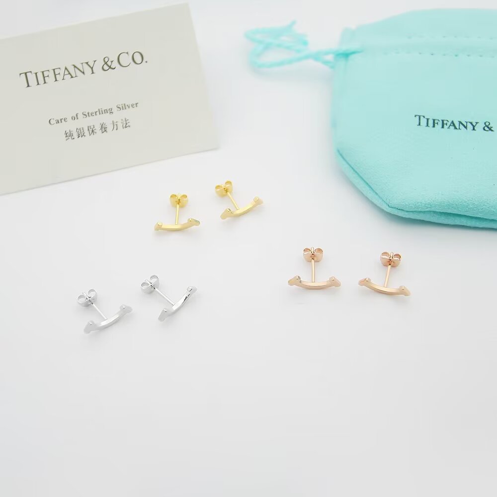 Tiffany & Co. Tiffany T Smile Earring - DopestKickz