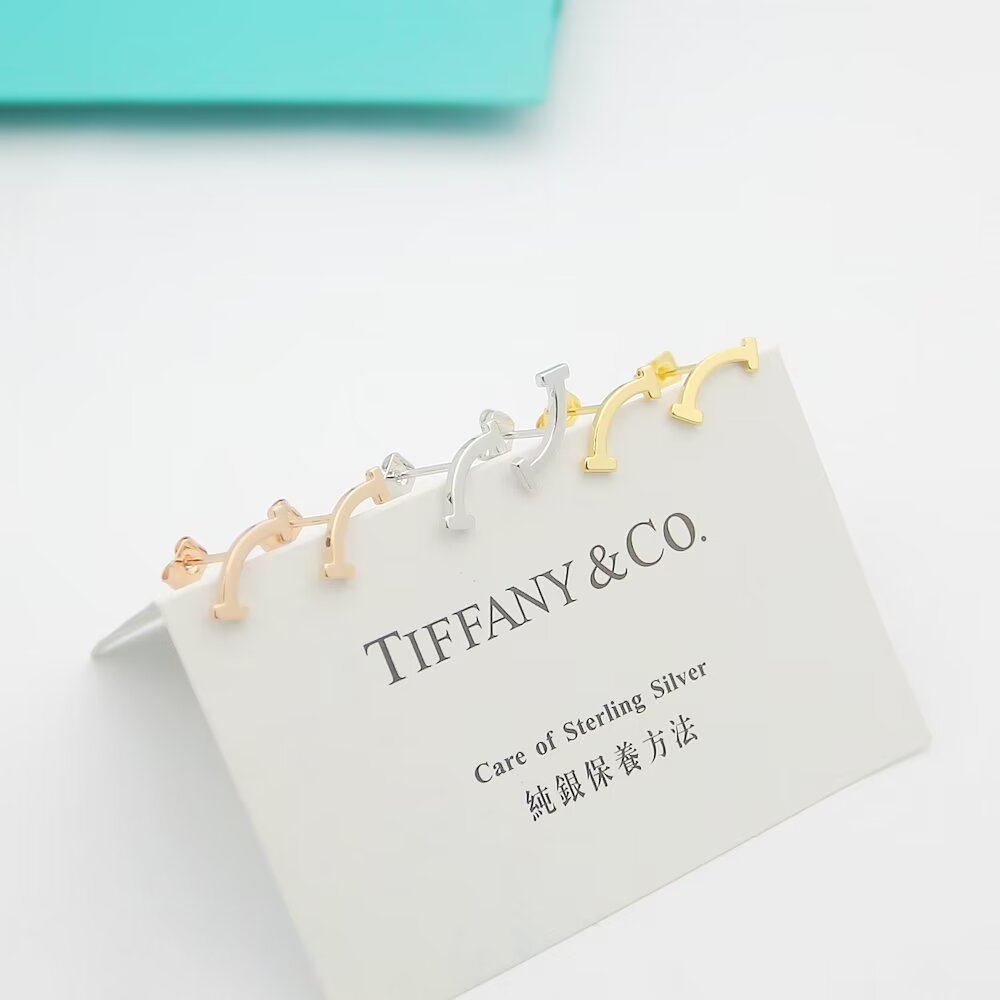 Tiffany & Co. Tiffany T Smile Earring - DopestKickz