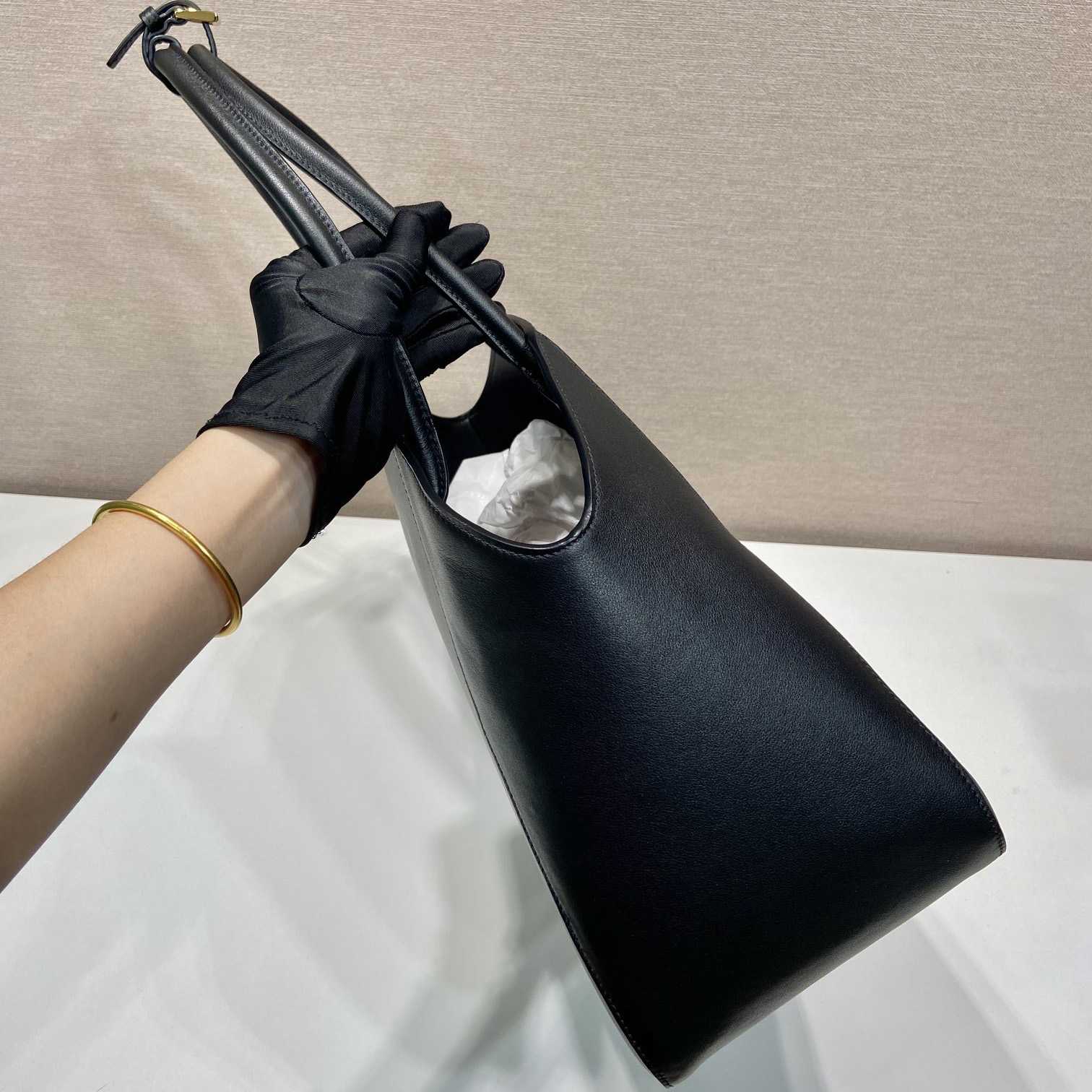 Prada Large Leather Tote Bag - DopestKickz