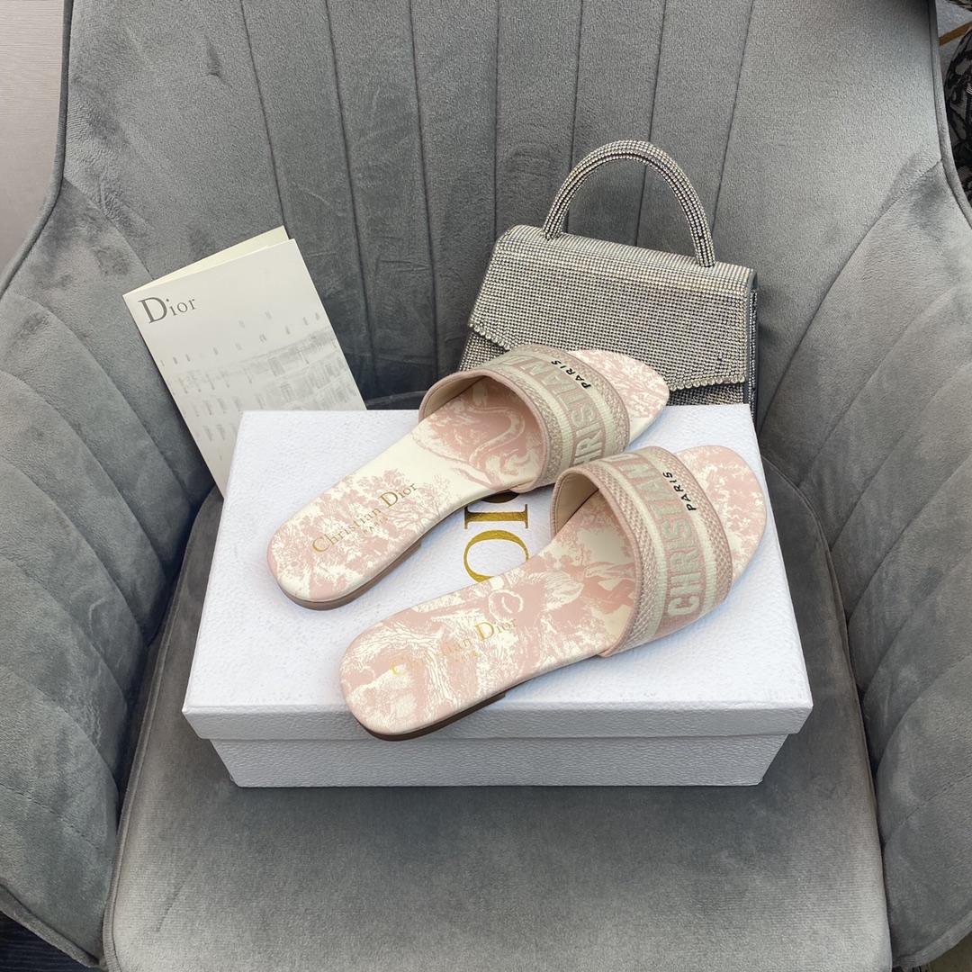 Dior Dway Slide - DopestKickz