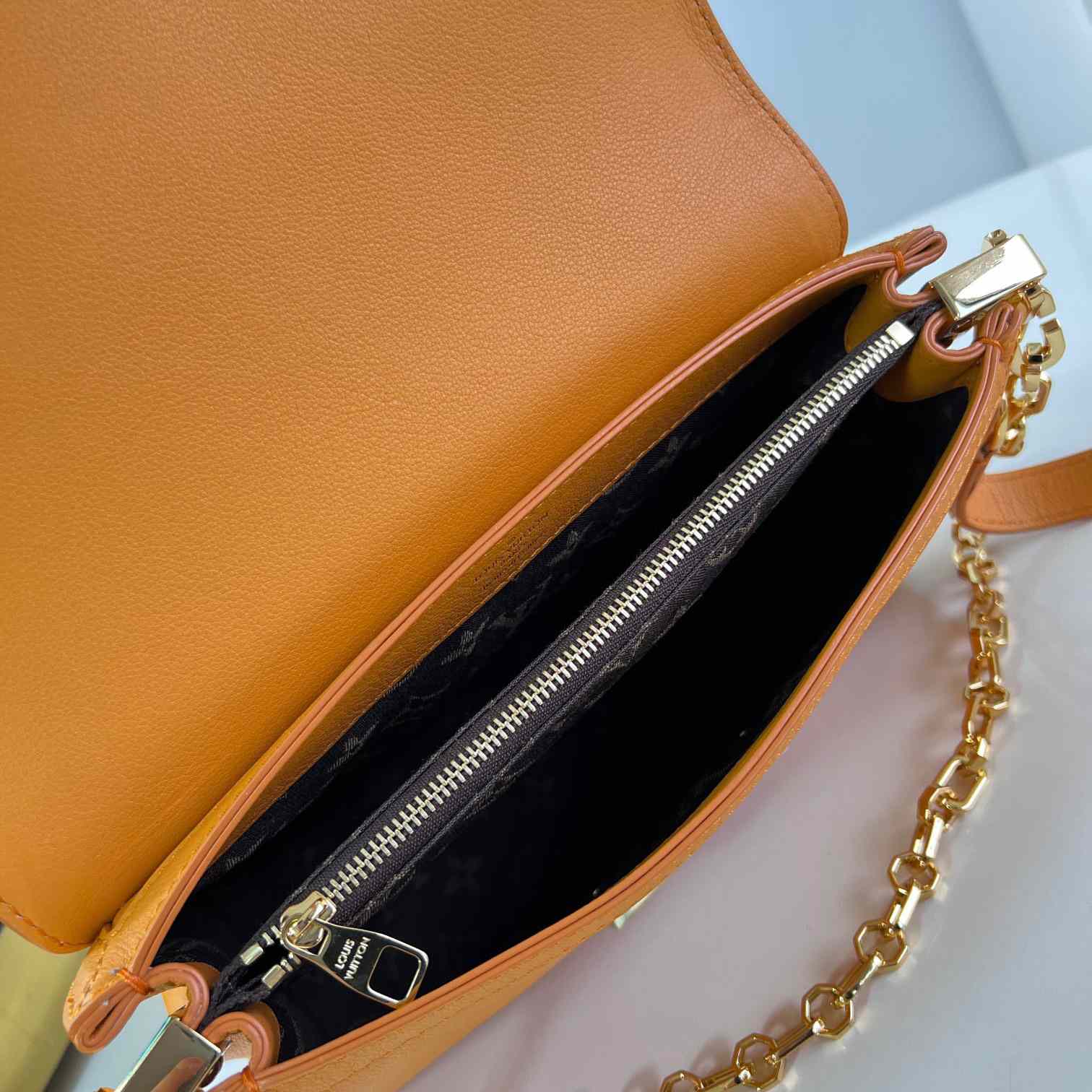 Louis Vuitton Dauphine Soft MM   M25048 - DopestKickz