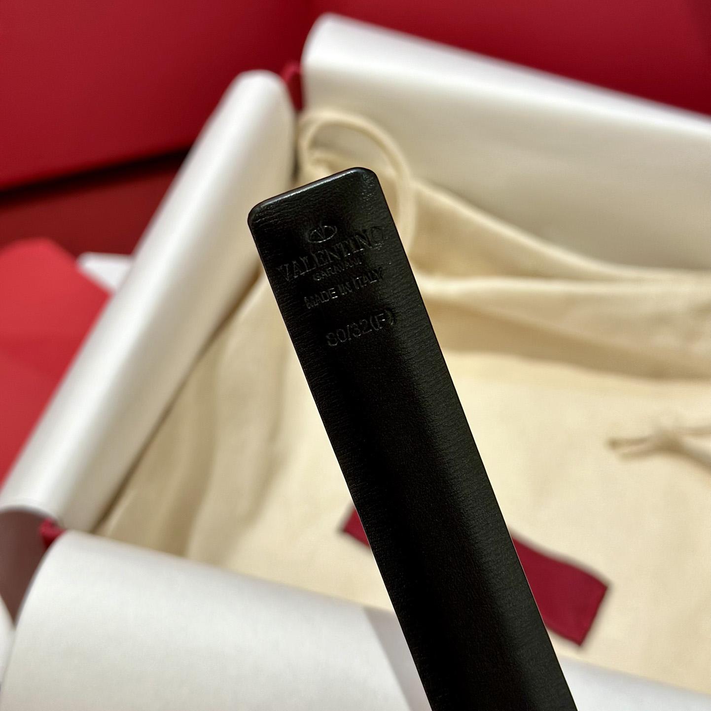 Valenti VLogo Reversible Belt   20mm - DopestKickz