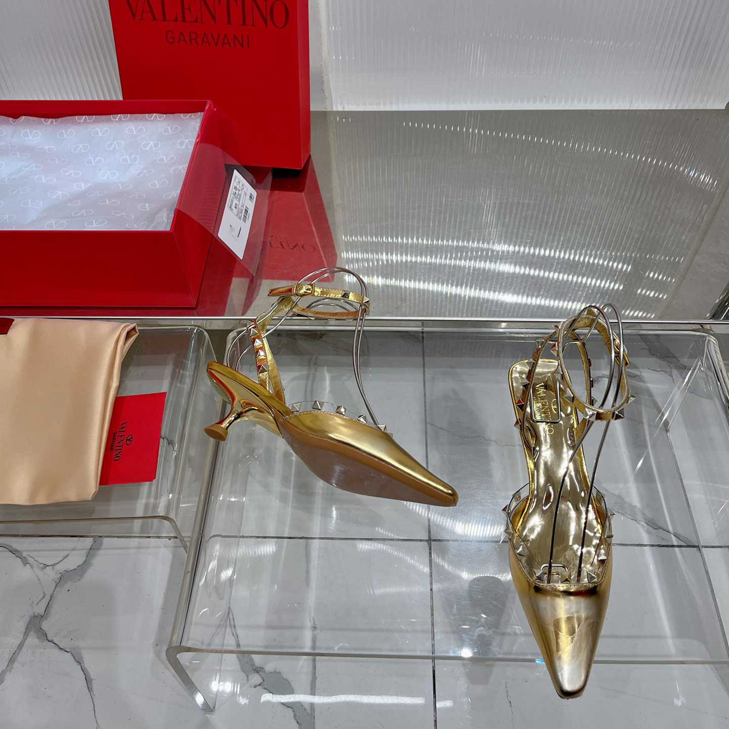 Valenti Garavani Rockstud Couture 58mm Mirrored Pumps - DopestKickz