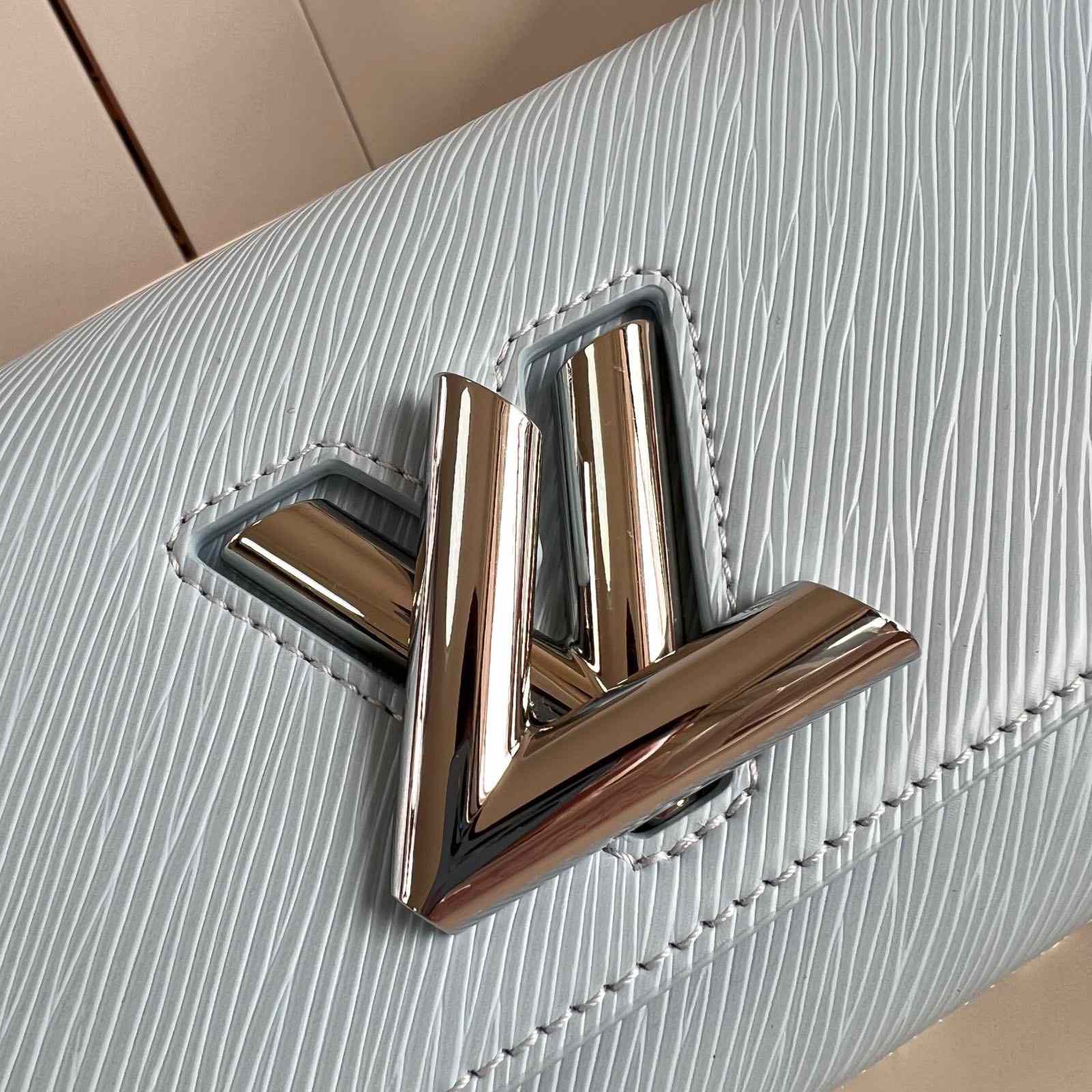 Louis Vuitton Twist West   M24566 - DopestKickz