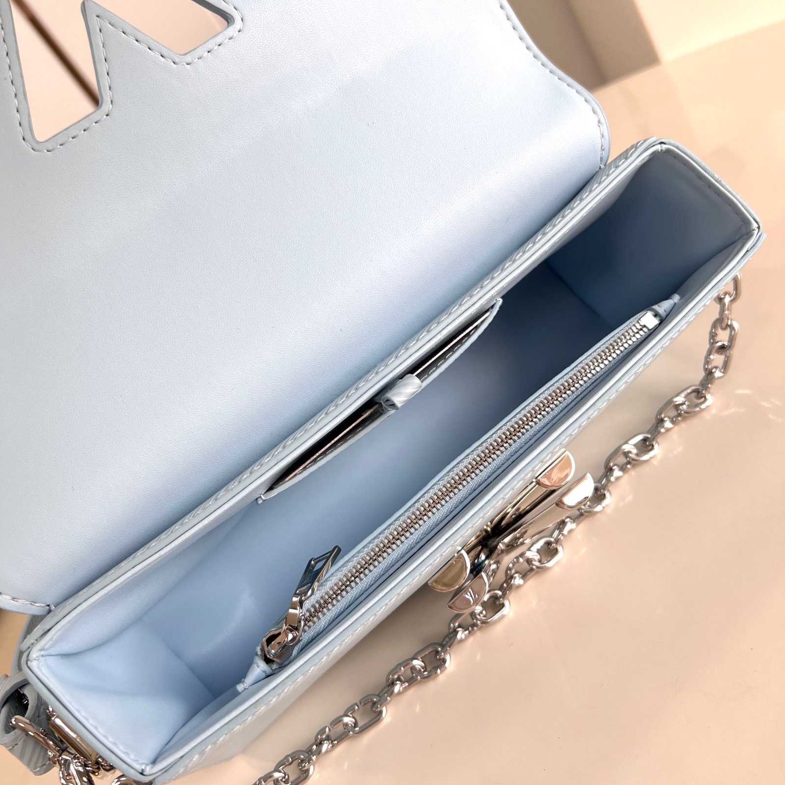 Louis Vuitton Twist West   M24566 - DopestKickz